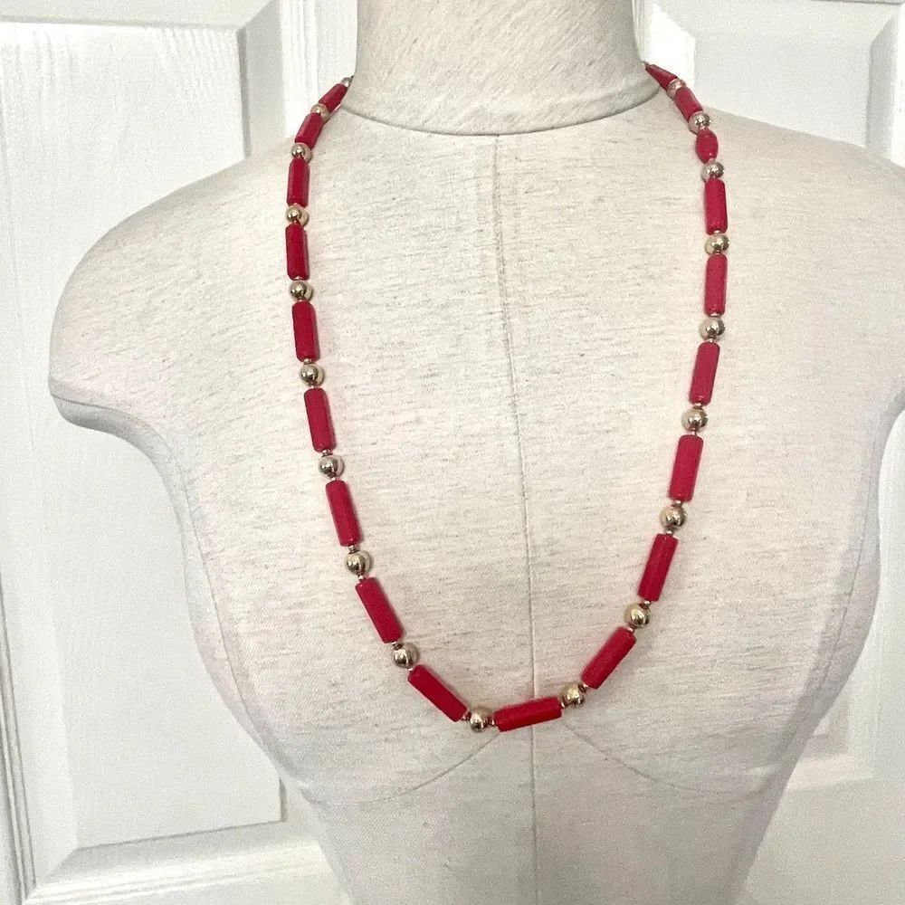 Red and gold tone beaded necklace